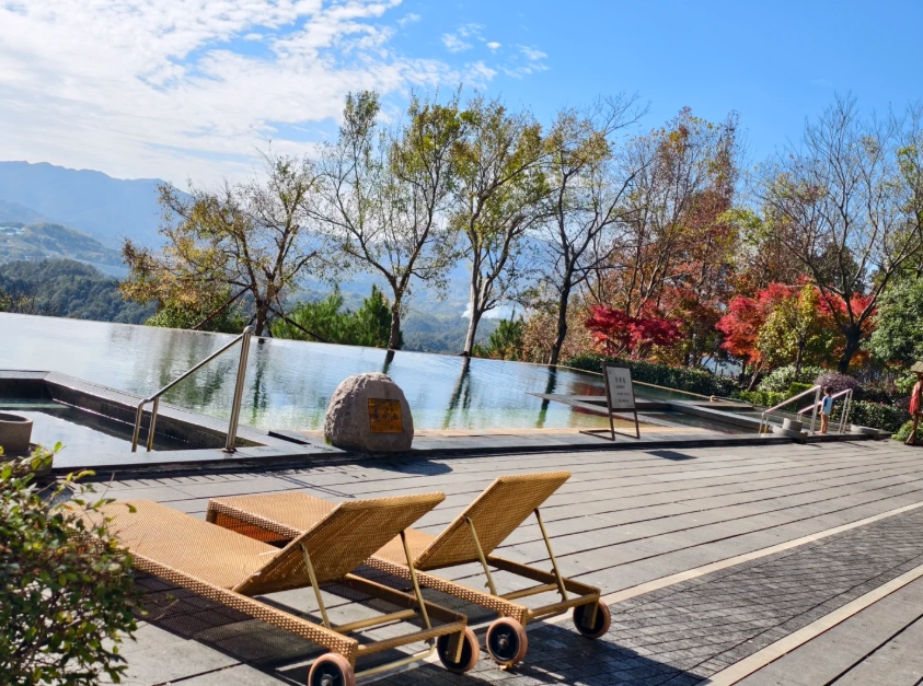 莲云谷温泉 莲云谷温泉